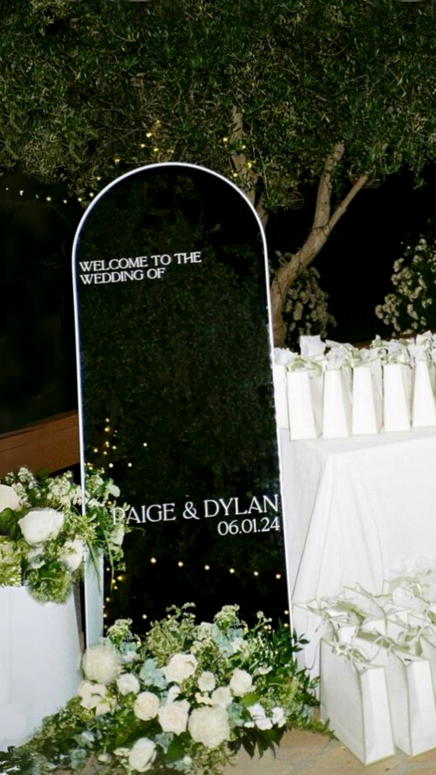 Full Length Mirror Welcome Sign for Wedding Ceremony Entrance