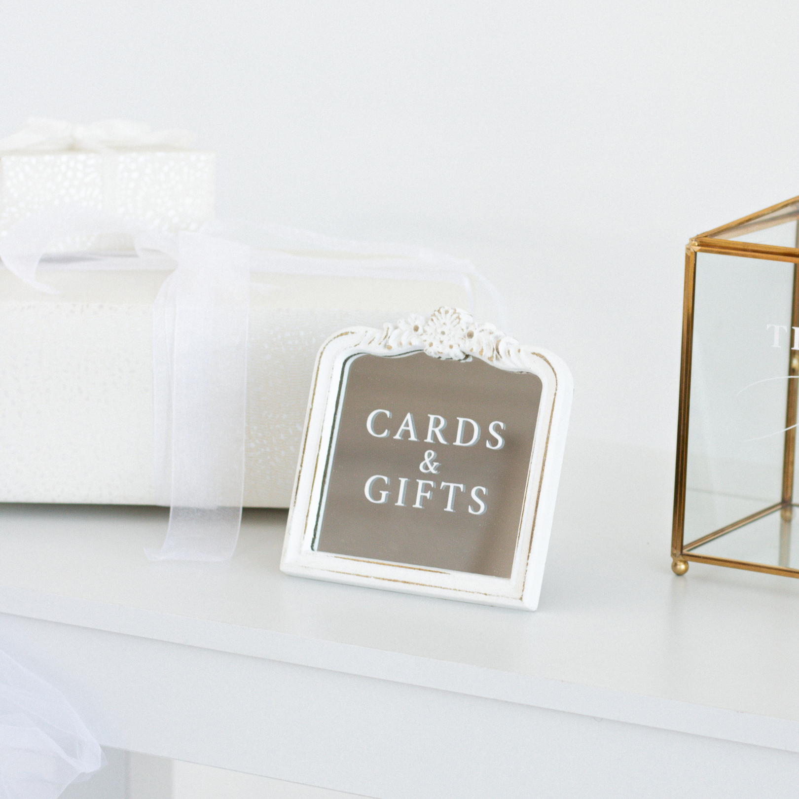 White Cards and Gifts Sign (Mini)